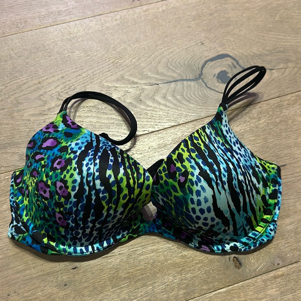 Victoria’s Secret Very Sexy Push-Up Bra